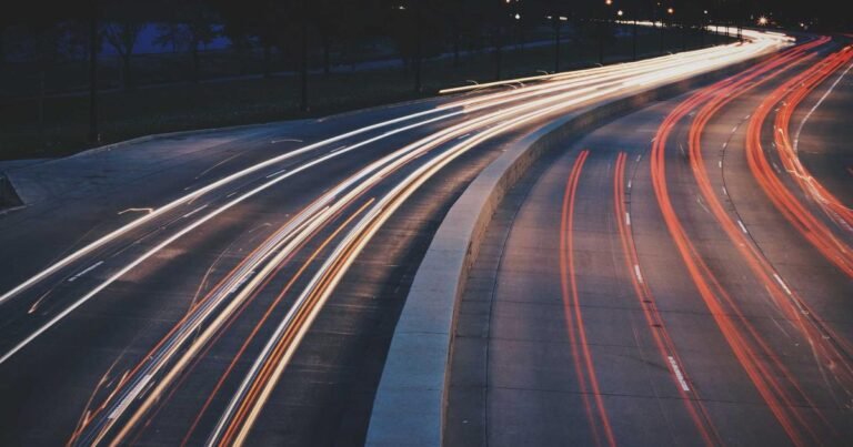 Del Side Hustle al Negocio Formal: 4 Señales para Dar el Salto (y Cómo Hacerlo en 2026)